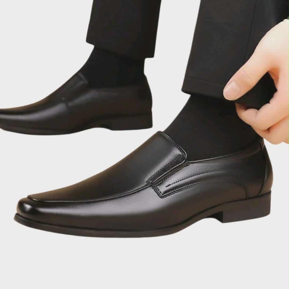 BNWT Men’s Black Leather Square Toe Slip-On Dress Shoes - Picture 5 of 5